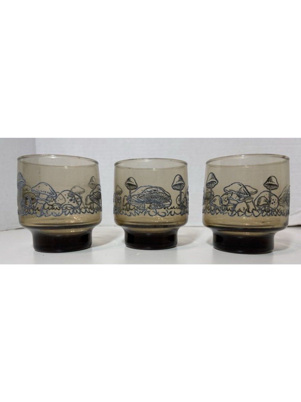 Vintage Libbey 3 Pc Tawny Mushroom Glasses Smoke Brown Drinking Water Glass 8 oz - Picture 1 of 7